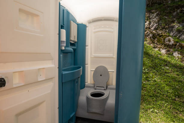 Best Portable restroom trailer rental  in Mount Airy, MD